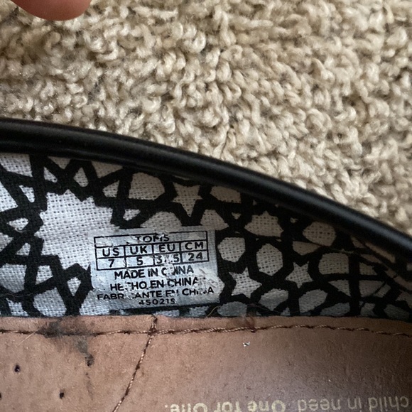 Toms classic black glitter. Size 7 - Picture 2 of 3